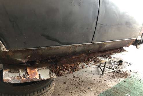 Humber Sceptre sill panel